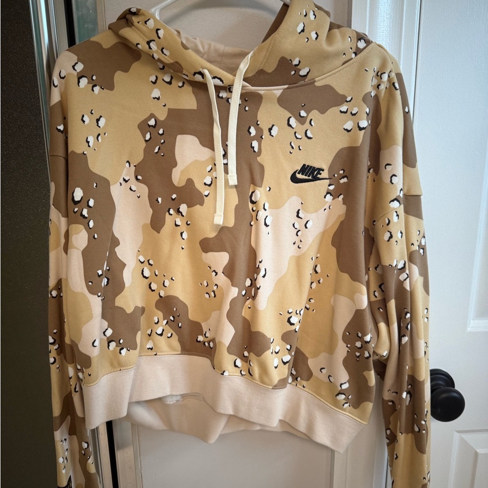 Nike Crop Hoodie Camo in Tan and Cream